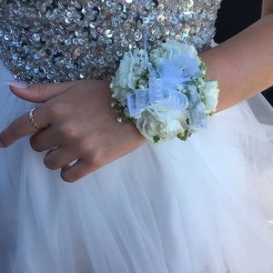 Meet your Posher, Ange